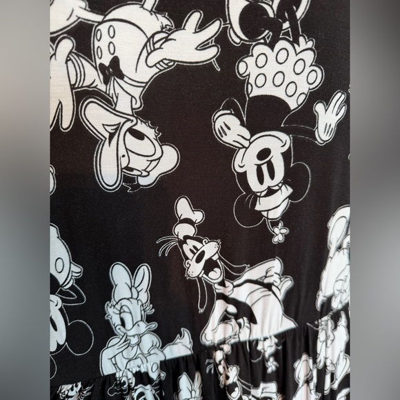 NWT Disney by Torrid Mickey and Friends Midi Dress - Torrid Size 4 (26, 4X) - Picture 11 of 15